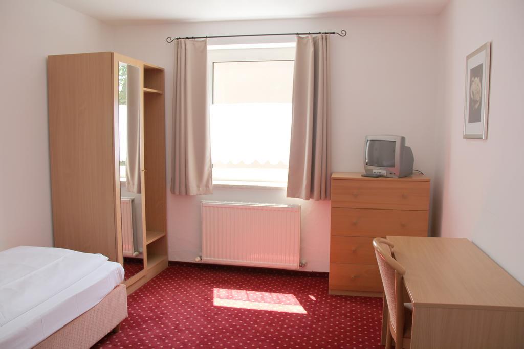 Edlinger 4*