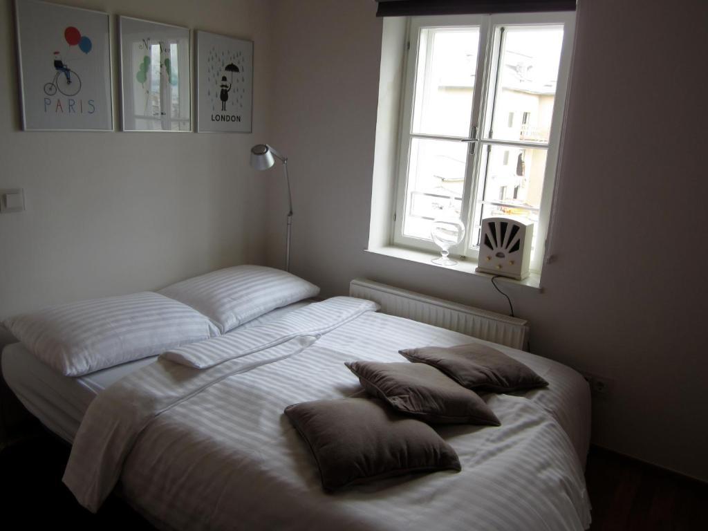 City-center Apartment *