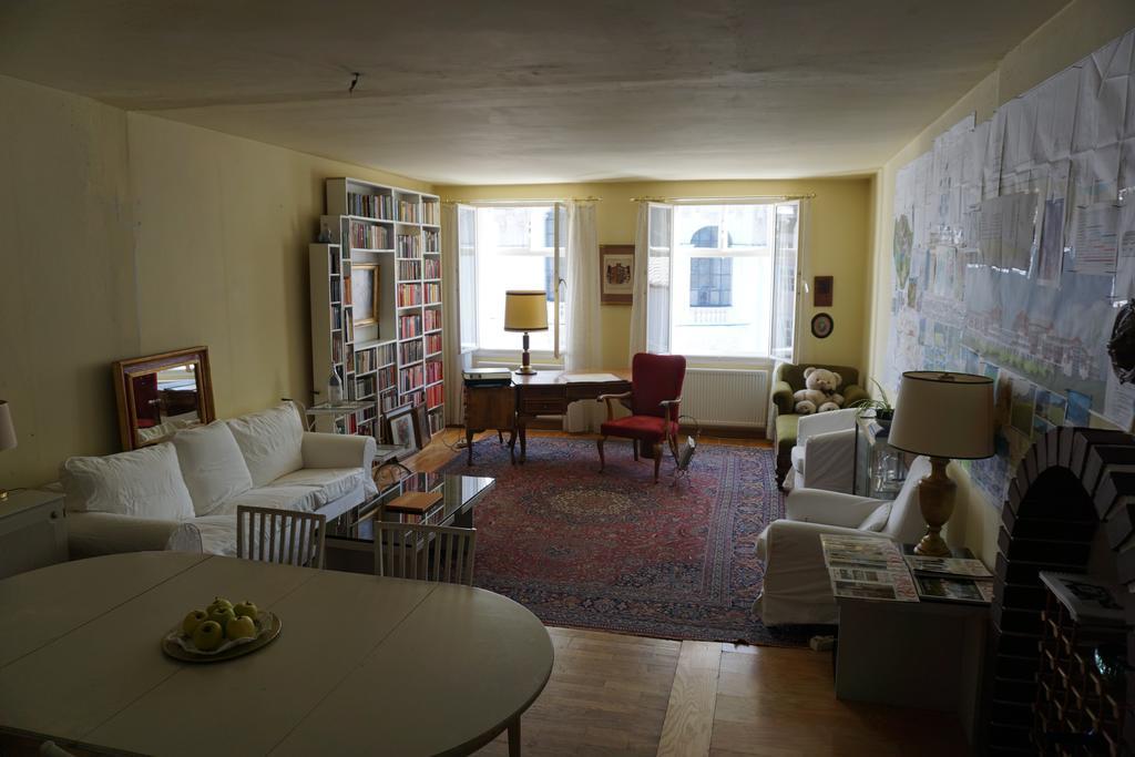 At Mozart-geburtshaus Apartment