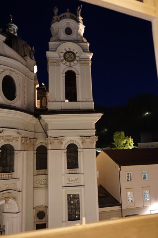 At Mozart-geburtshaus Salzburg