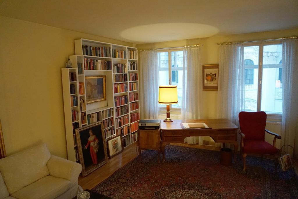 Apartment At Mozart-geburtshaus Salzburg