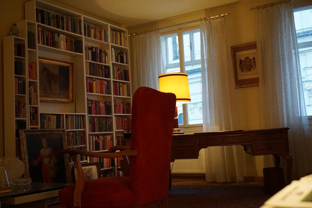 At Mozart-geburtshaus Apartment Salzburg