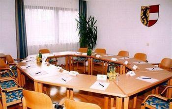 Eduard-Heinrich-Haus, Hostel
