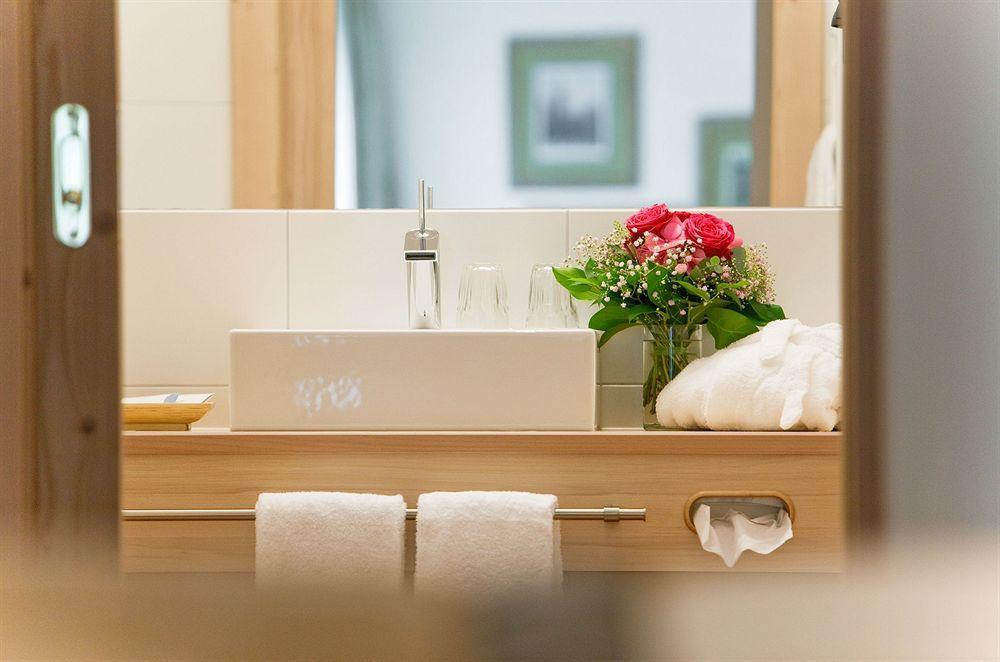 Hotel Romantik Gersberg Alm Ueber Mit Outdoorpool 4*