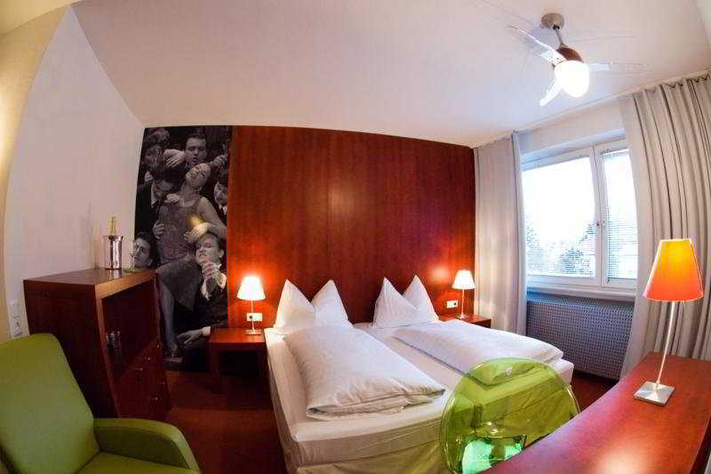 Hotel Am Neutor Zentrum 4*