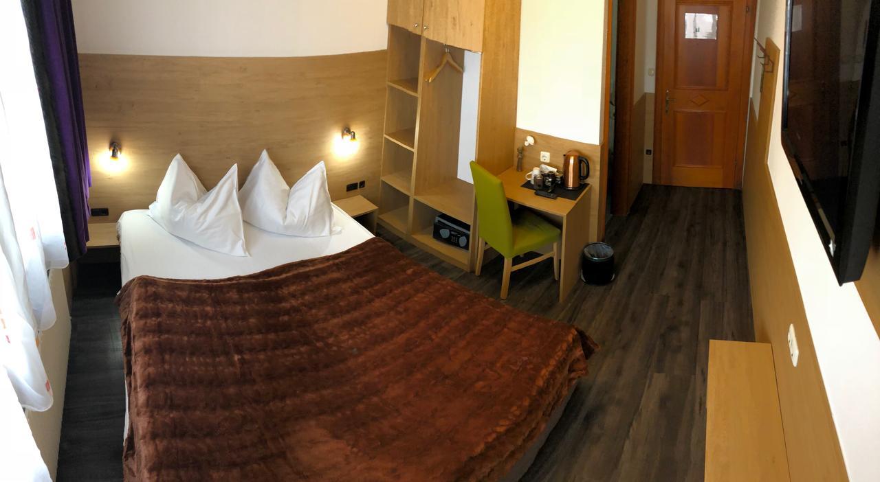 Vogelweiderhof 3*
