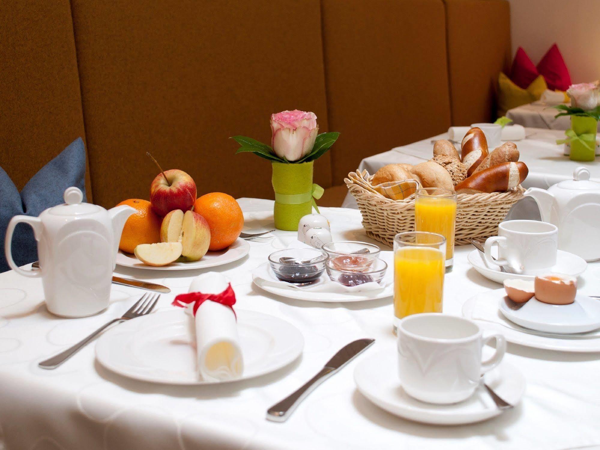 Altstadthotel Weisse Taube Salzburg