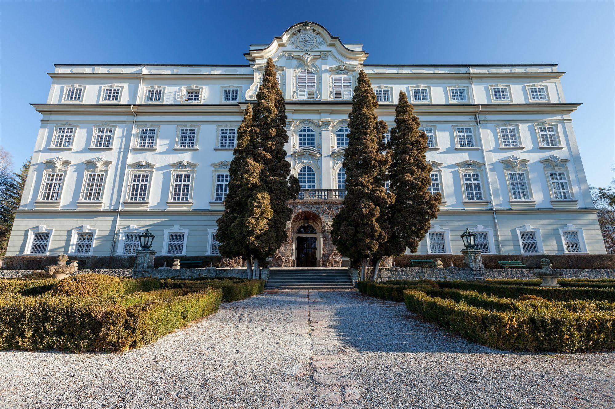 Schloss Leopoldskron 3*