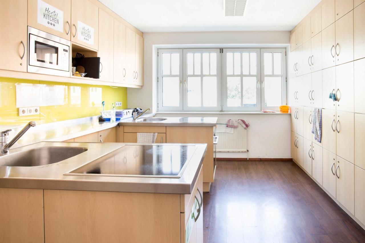 Mynext - Riverside Hostel *