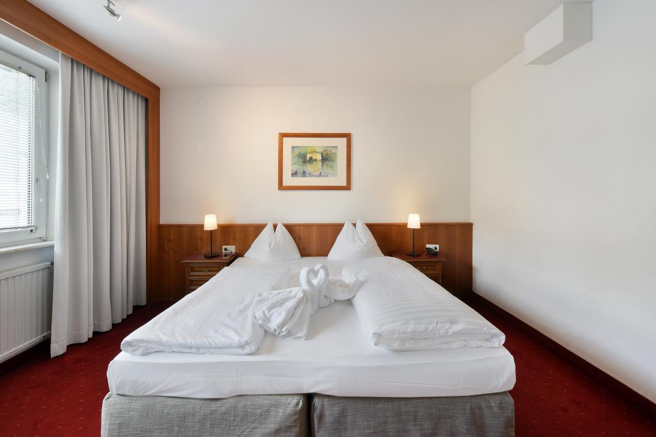 Am Neutor Zentrum 4*