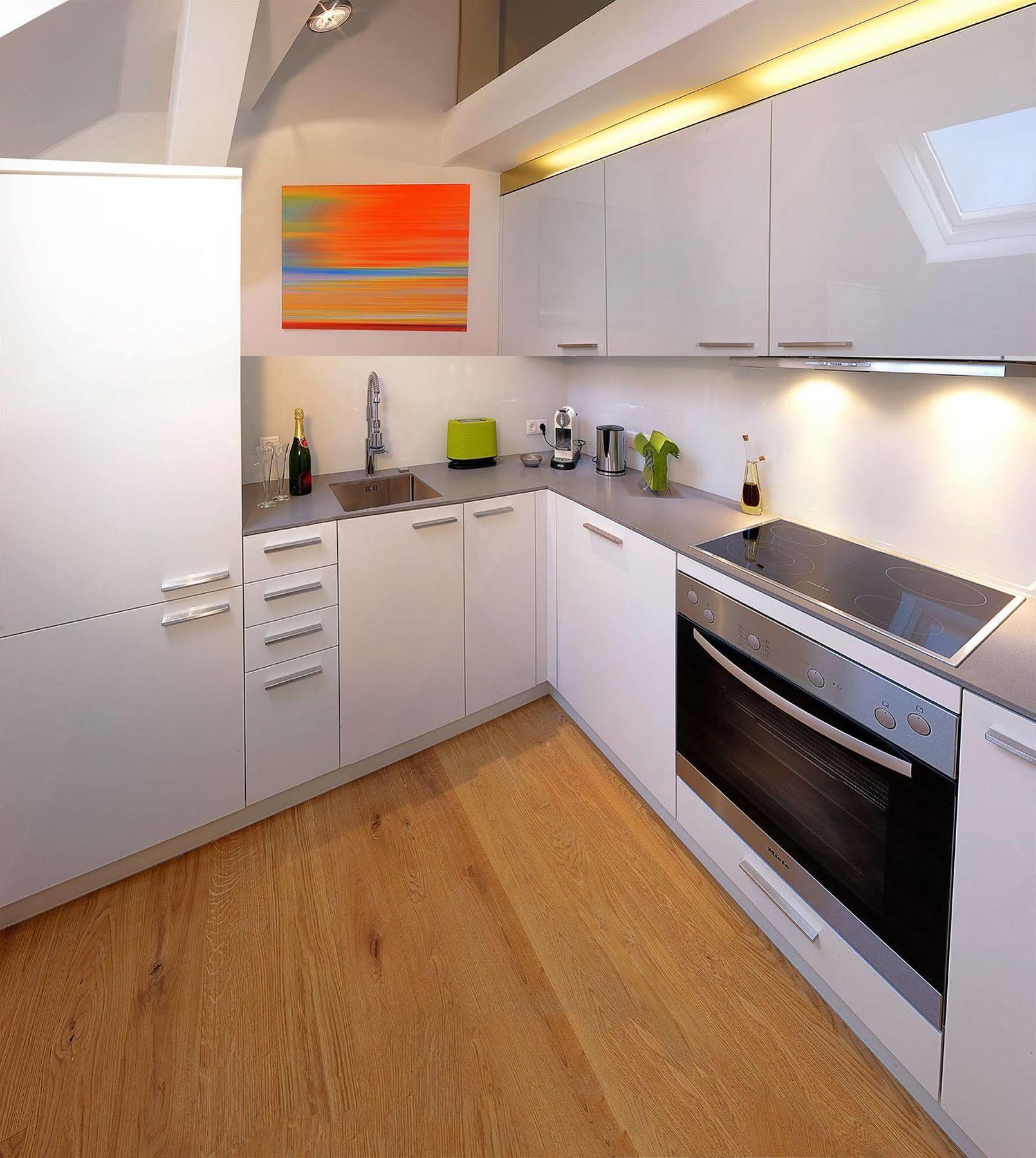 Wolf Dietrich Apartment *