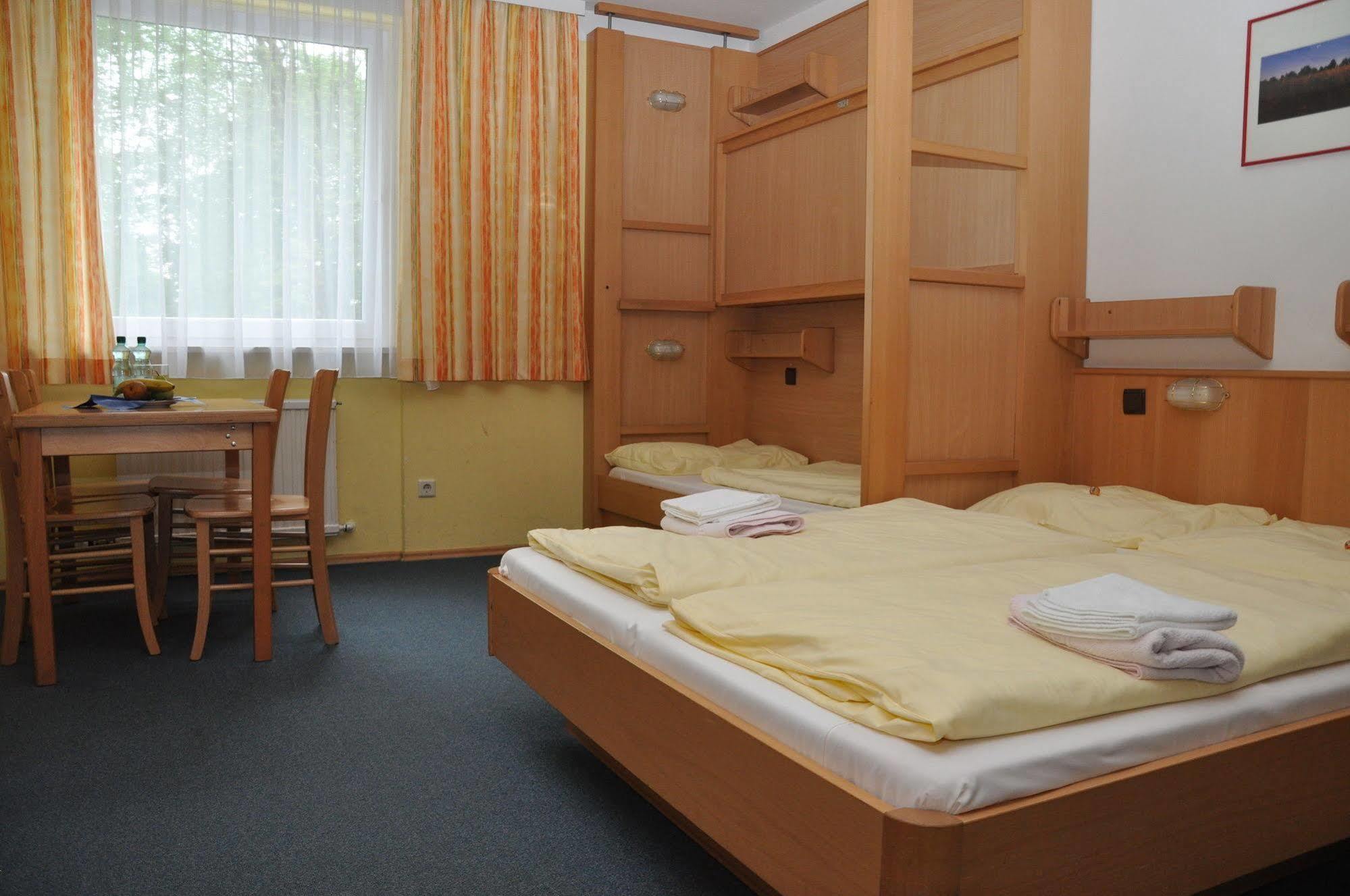 Eduard-Heinrich-Haus, Hostel Hostel Salzburg
