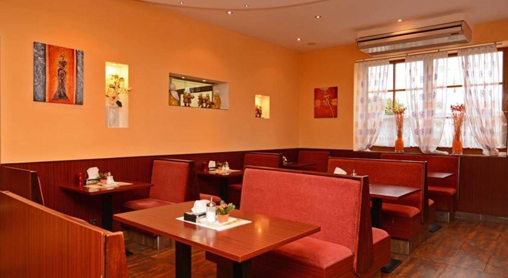 Buona Hotel