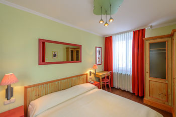 Guest house Restaurant Auerhahn 3*