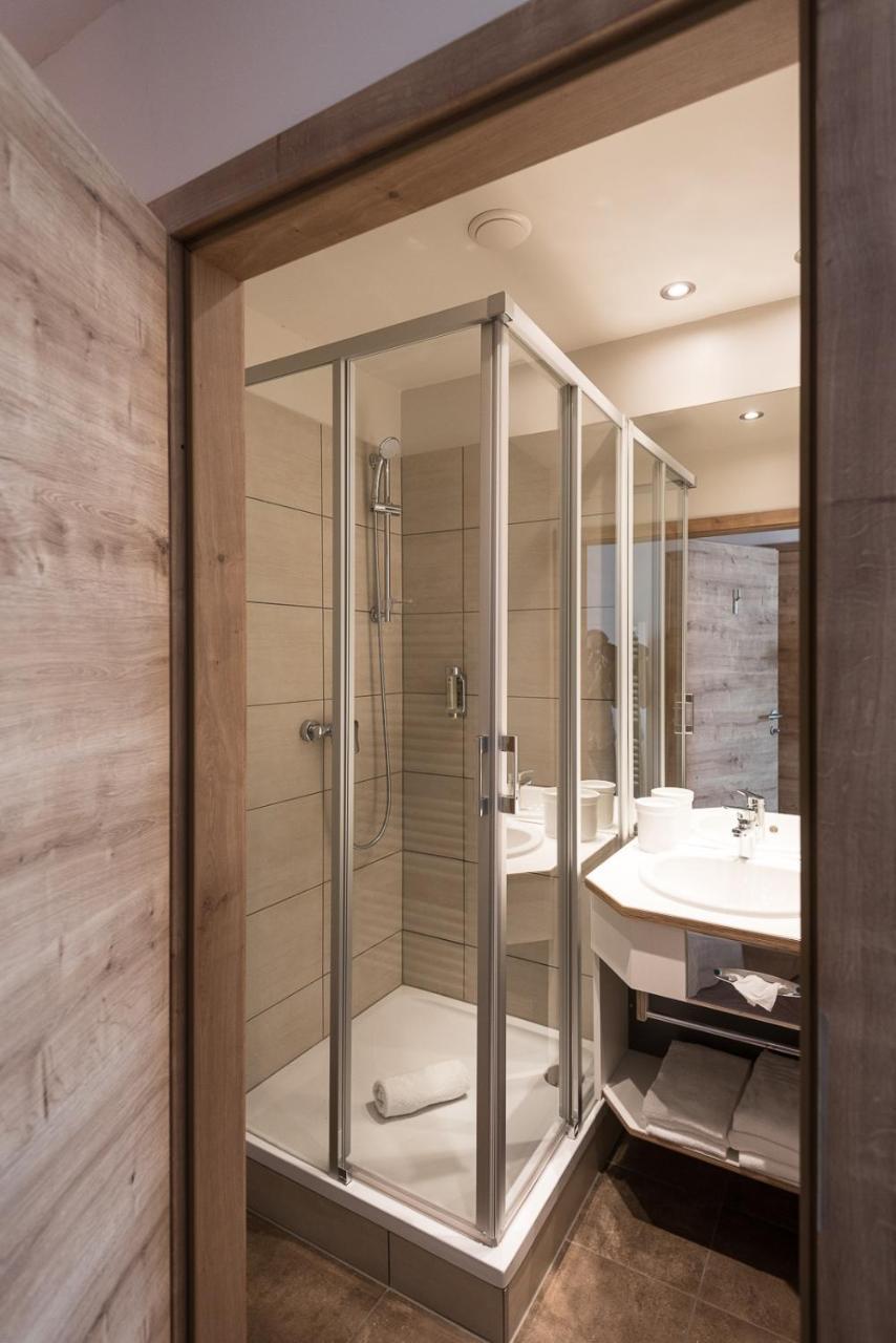 Max70 Hotel