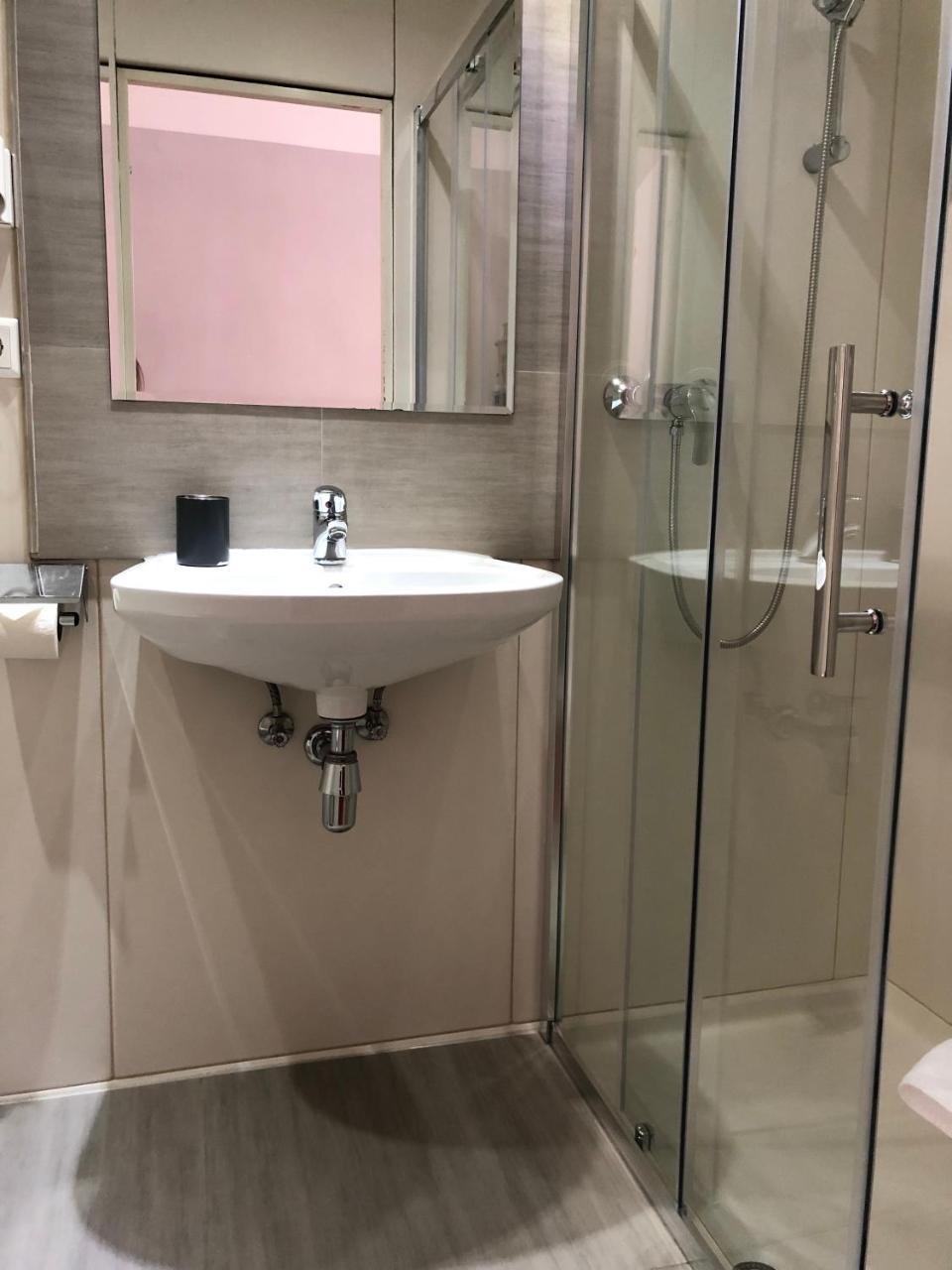Urban 3*