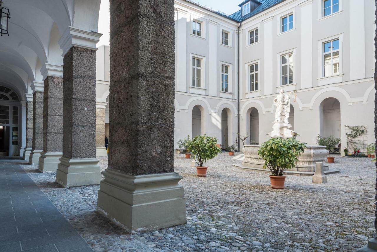 Gastehaus Im Priesterseminar Guest house Salzburg