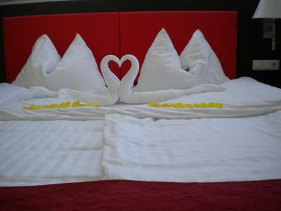 Western Amedia Art Hotel