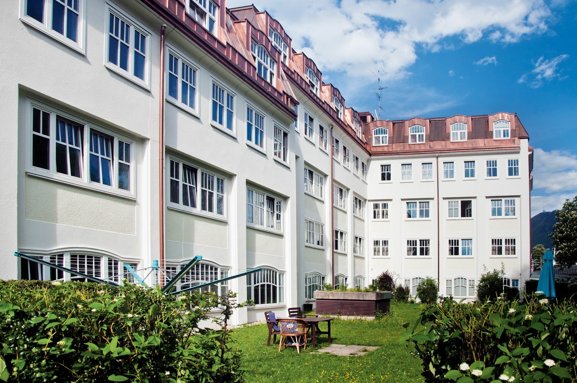 Hostel Mynext - Riverside Salzburg