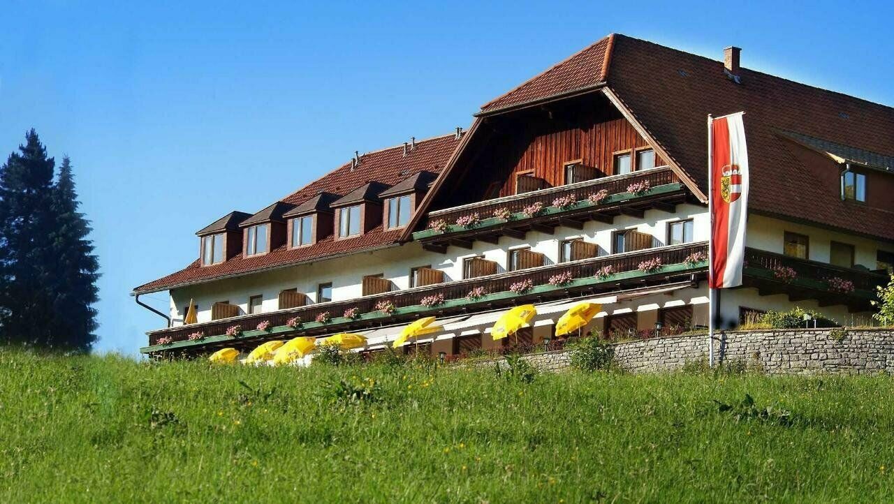Schoene Aussicht 3*