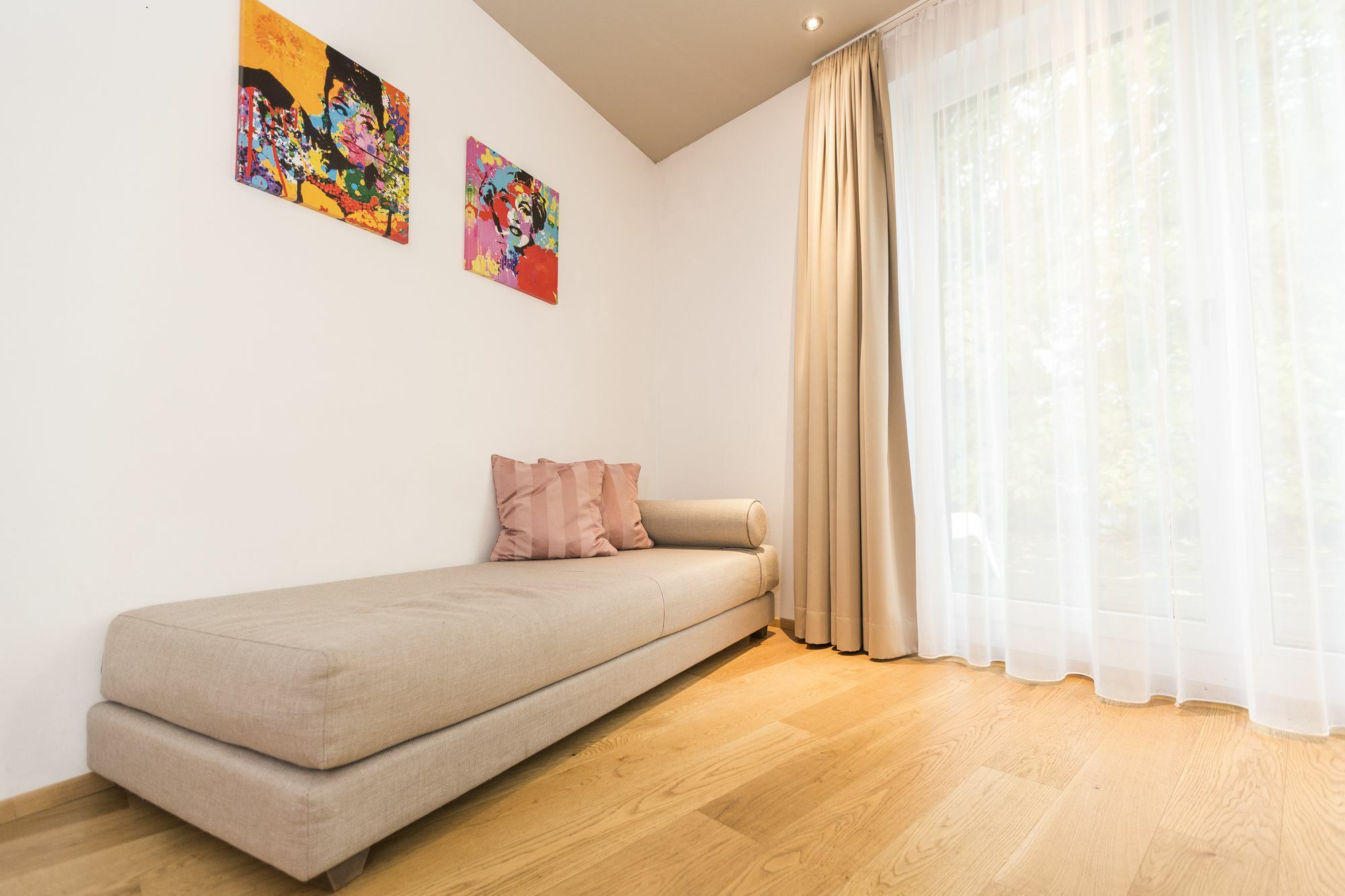 5 Salzburg