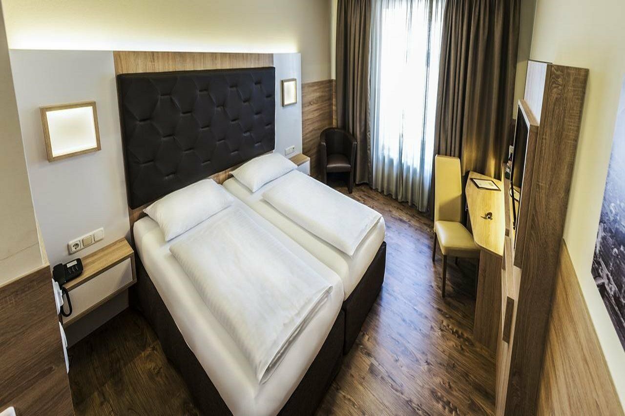 Theater Hotel