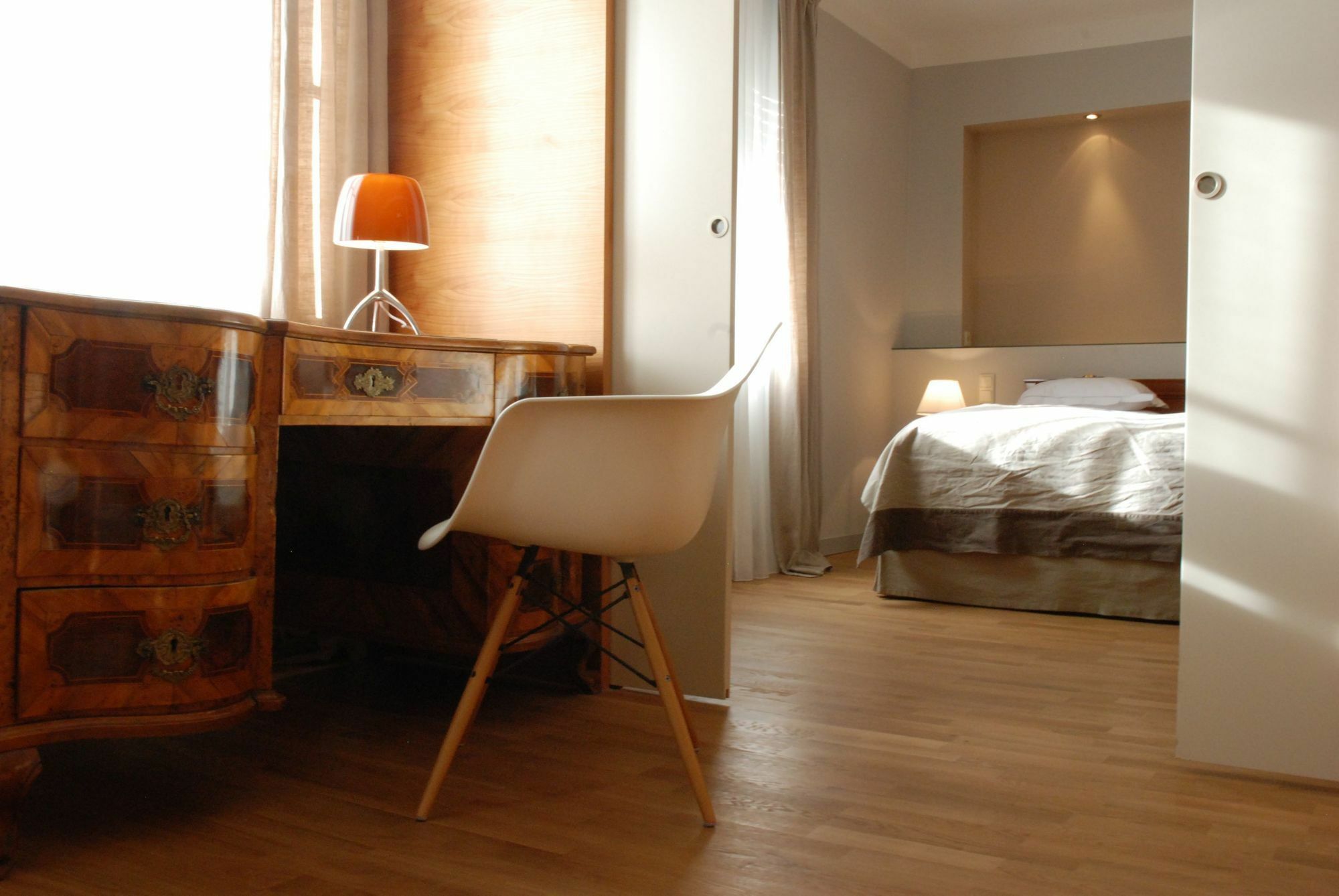 Boutique & Auersperg
