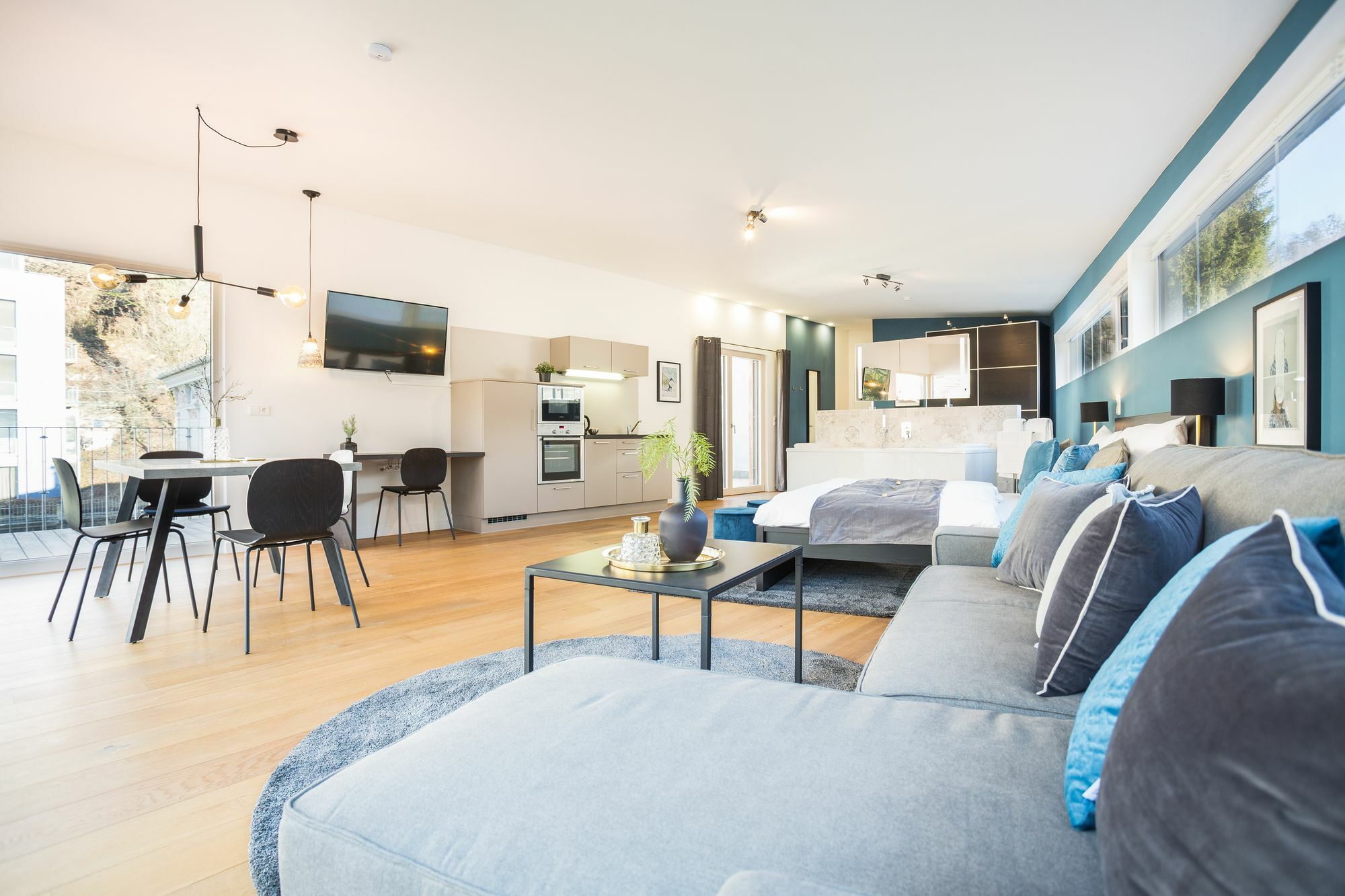 Apartment 4 & 5