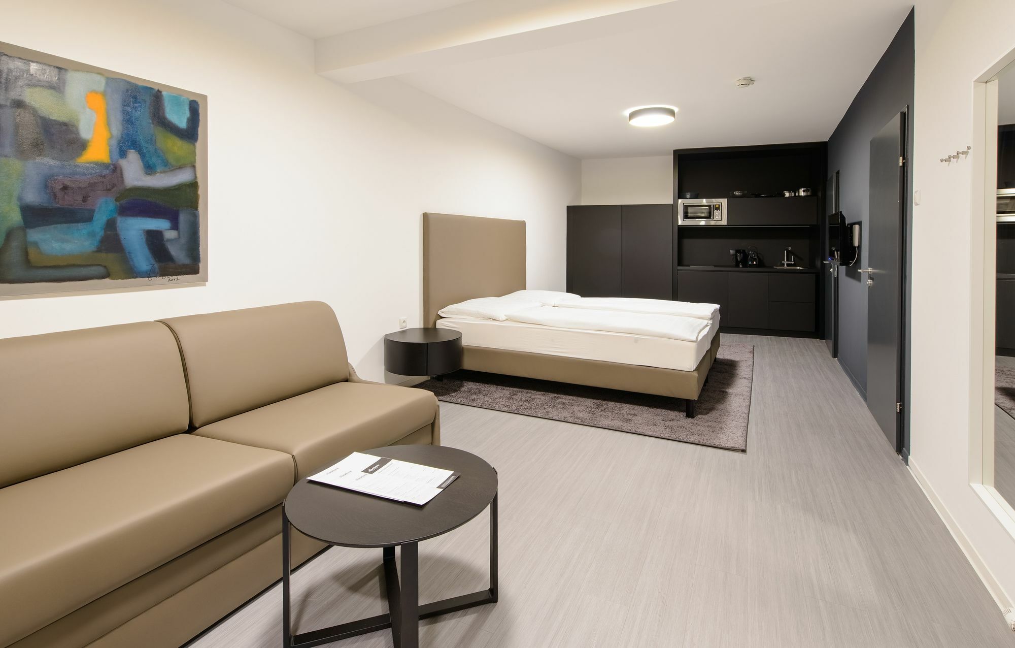 Backhome Hotel 3*