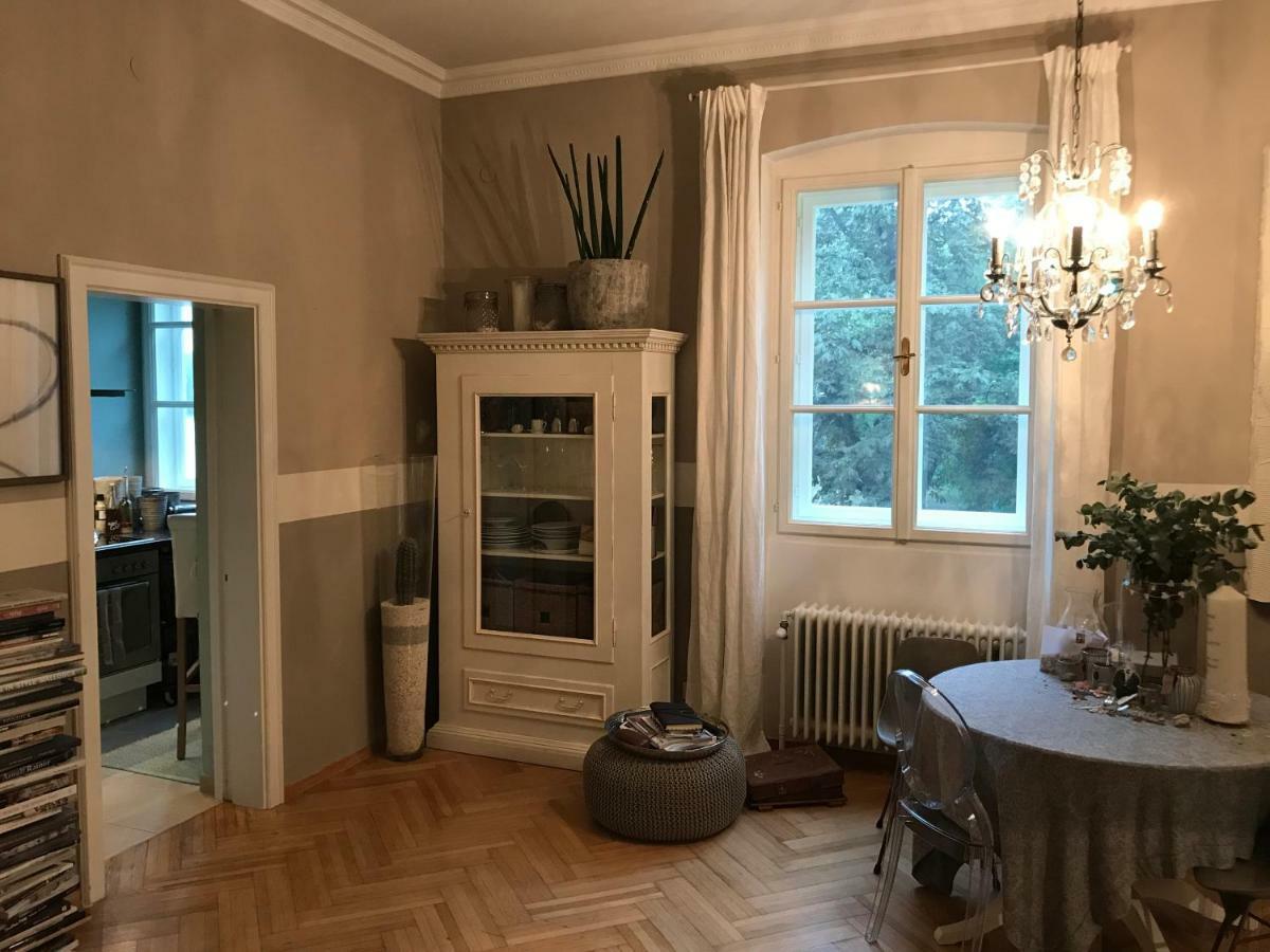 Lakeside Apartment
