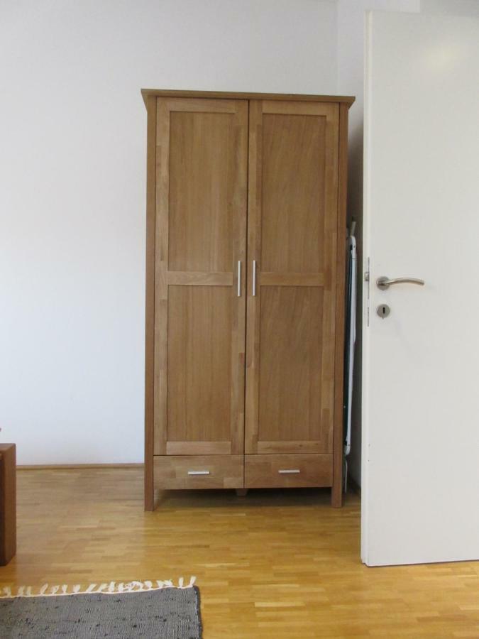 Apartment Home Apartments *
