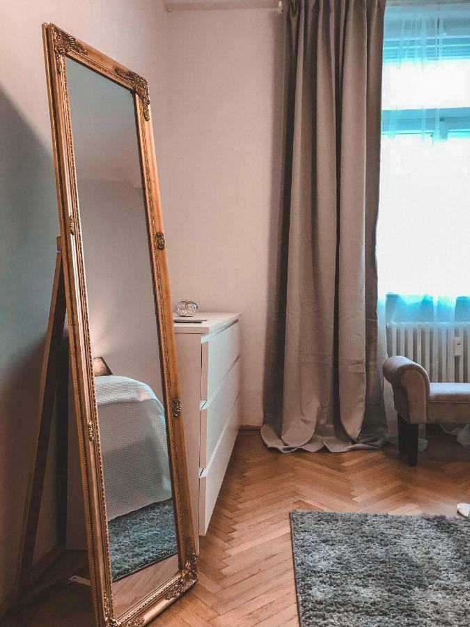 Apartment Luxury Only For Business Travel
