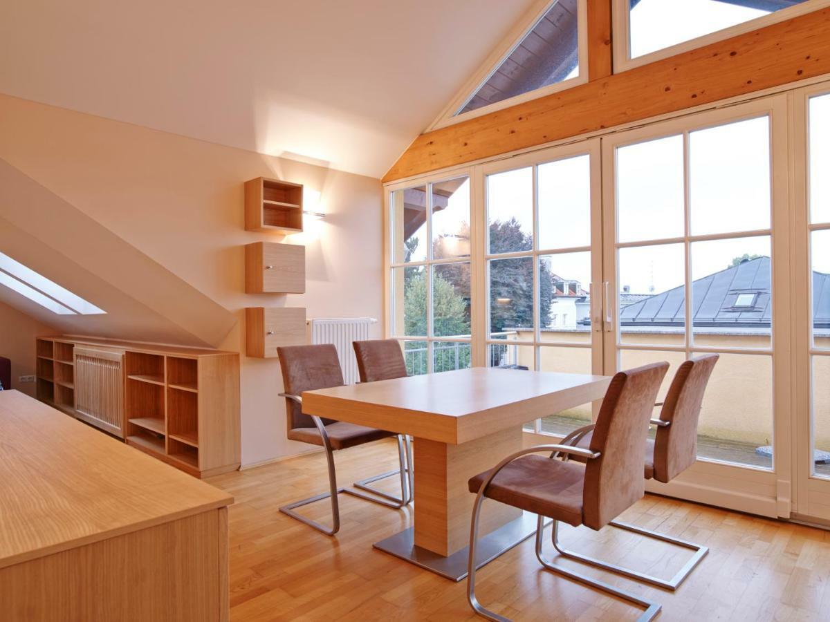 By Gruene Zur Post - 100 % Bio & Ceconi Apartment Salzburg