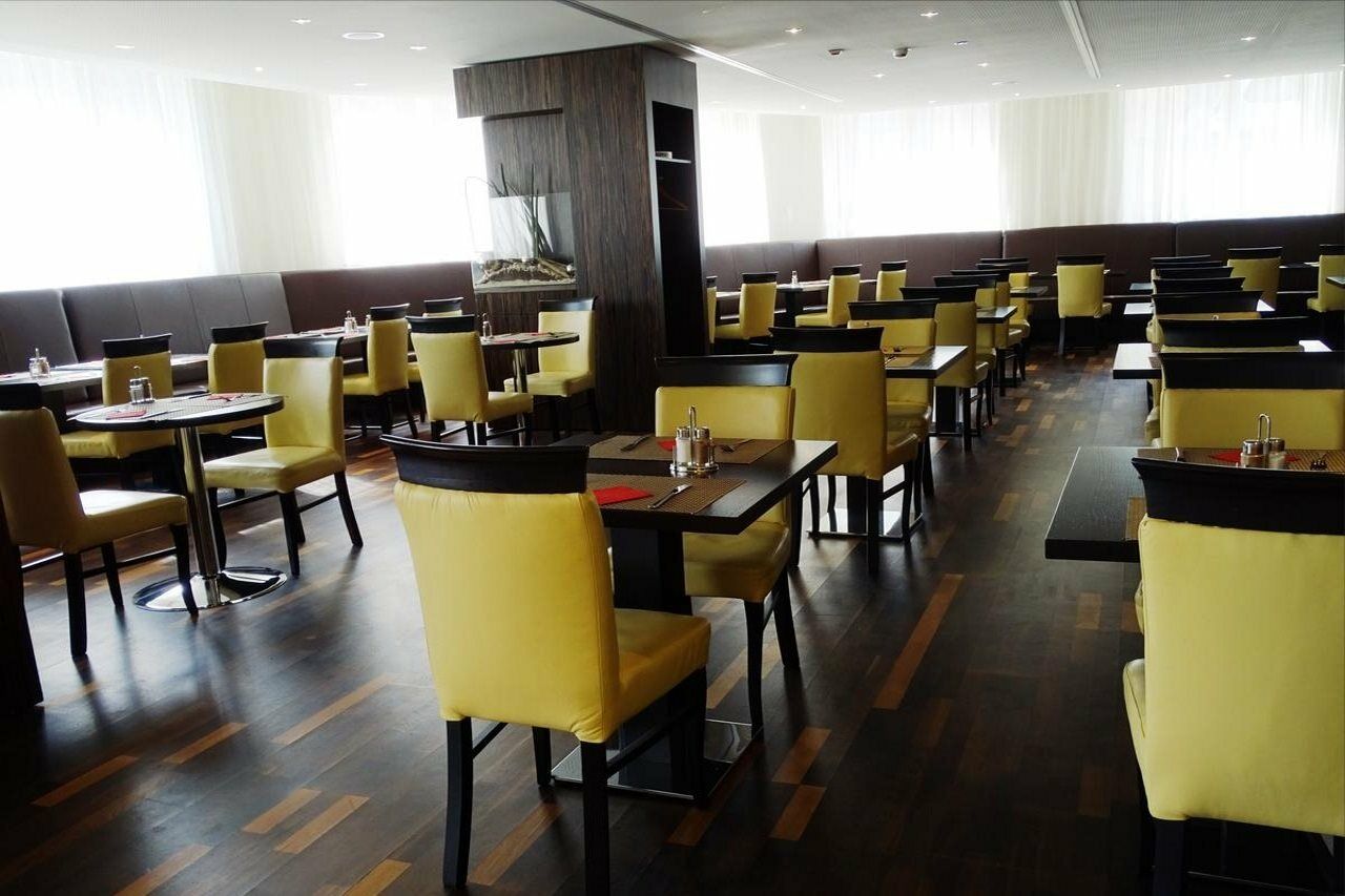 Western Amedia Art Hotel