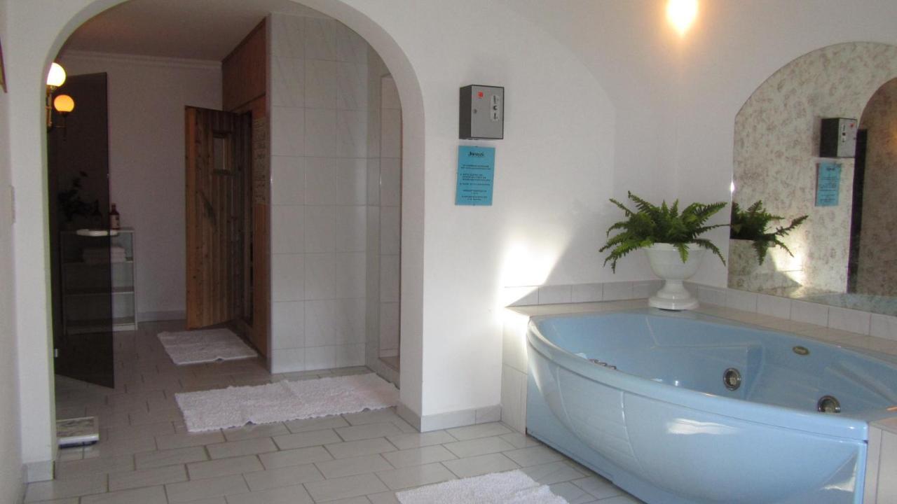 Hotel Schoene Aussicht 3*