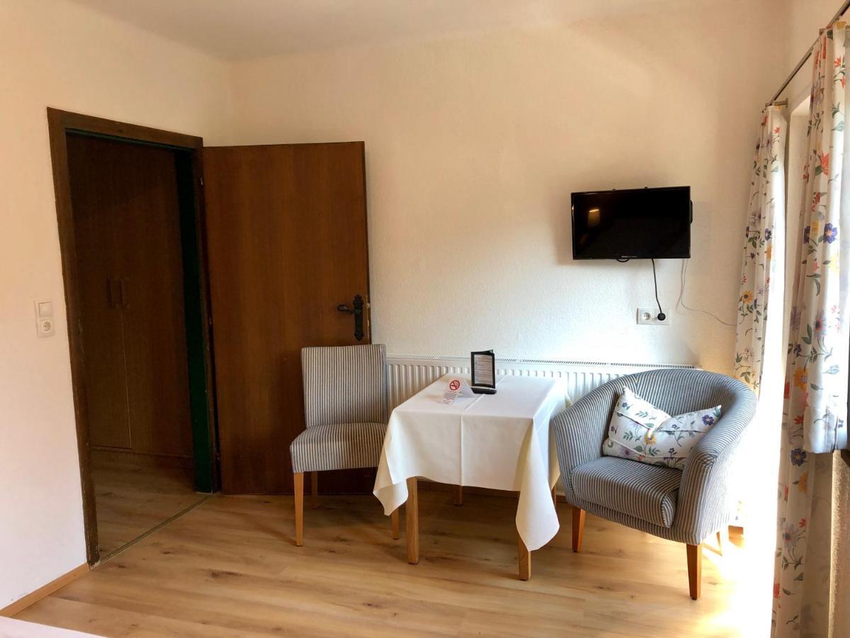 Hotel Schoene Aussicht 3*