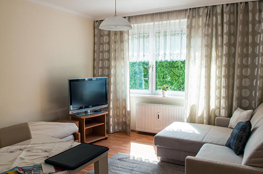 Am Bahnhof Apartment