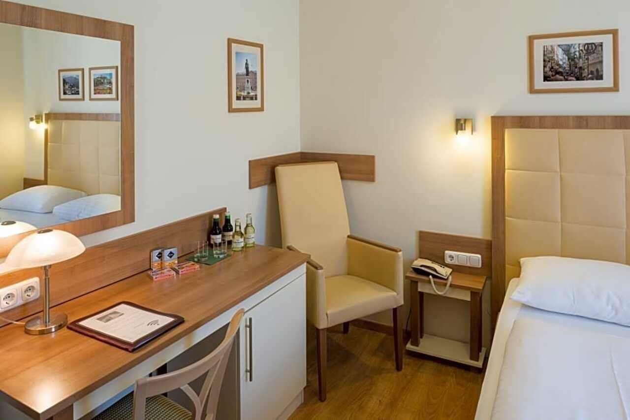 Hotel Goldenes Theater