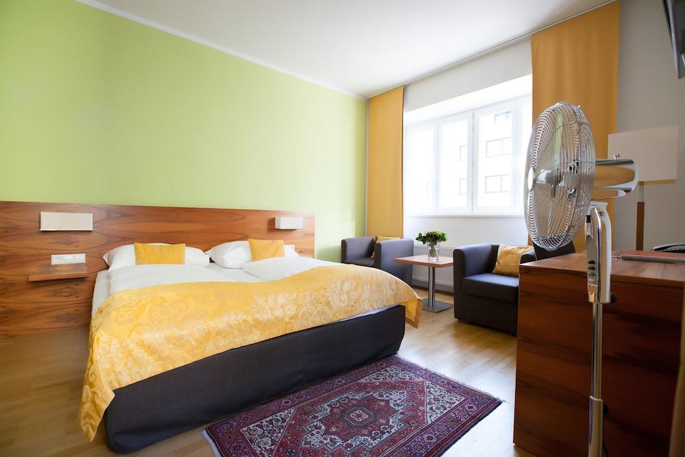 Jedermann Boutiquehotel Mit Stadtgarten Hotel 3*