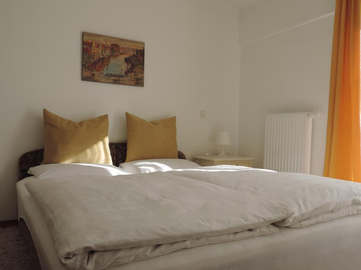 Am Eschenbach Guest house 2*
