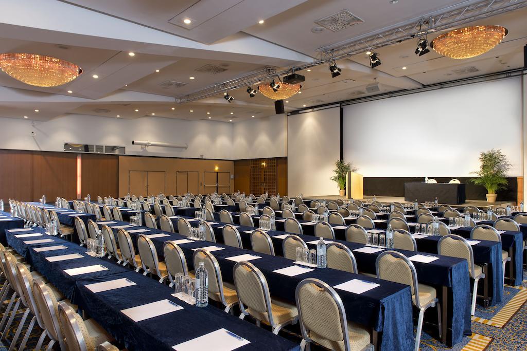 Wyndham Grand Conference Centre 4*