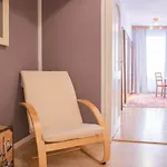 One-Room \