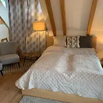 Book-A-Room Salzburg Apartment 5-6-7-8