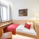 Hotel Wolf