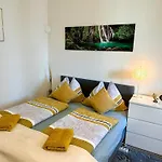 Fancy Apartment In Town