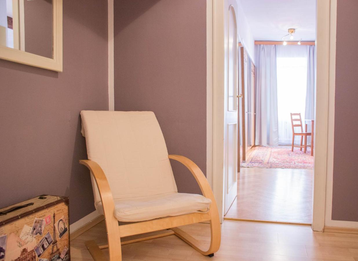 One-room 