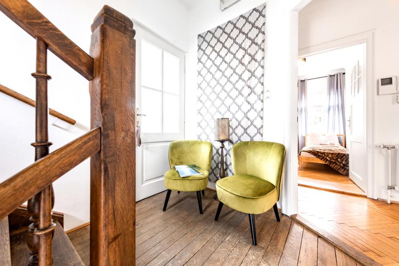 Family Wellhouse Garden Direct In Salzburg, Sunny Big Garden, Up To 16 Pax, Bikes For Free, Bbq, Sunbeds, Parking For Free, 15 Min Sound Of Music * Salzburg