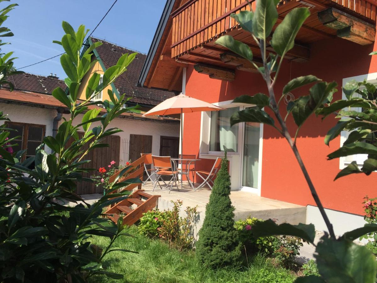Book-A-Room Salzburg Apartment 5-6-7-8 *