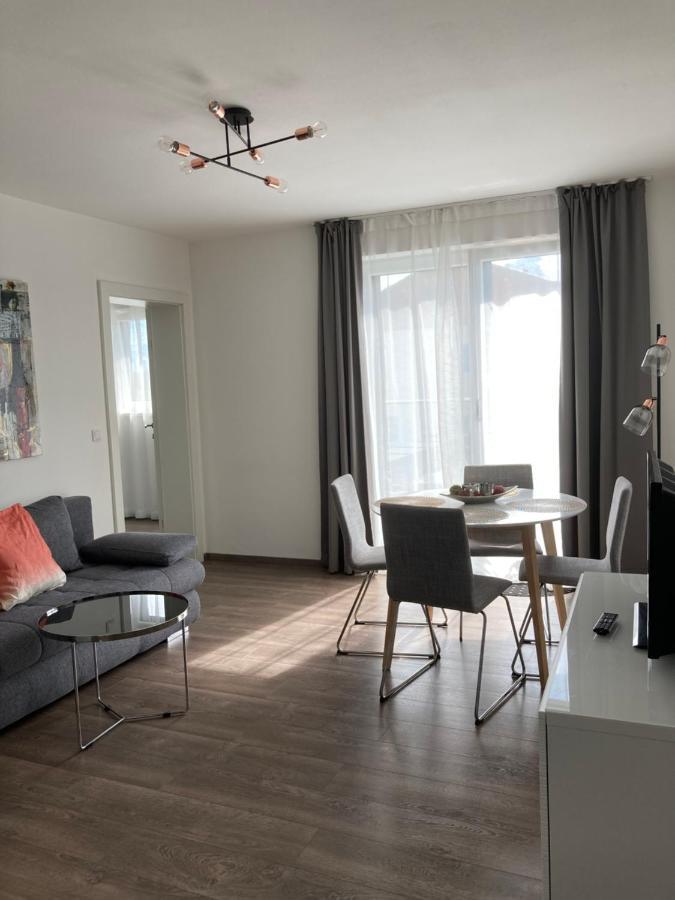 Kal's Apartment *
