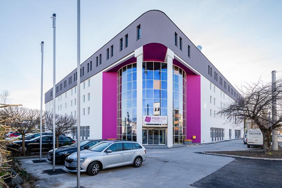 Fourside Messe, Trademark Collection By Wyndham